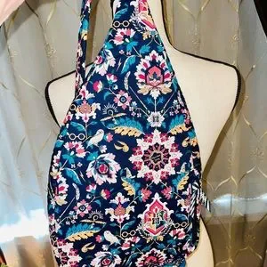Vera Bradley | Bags | Vera Bradley Home To Hogwarts Sling  display picture 1